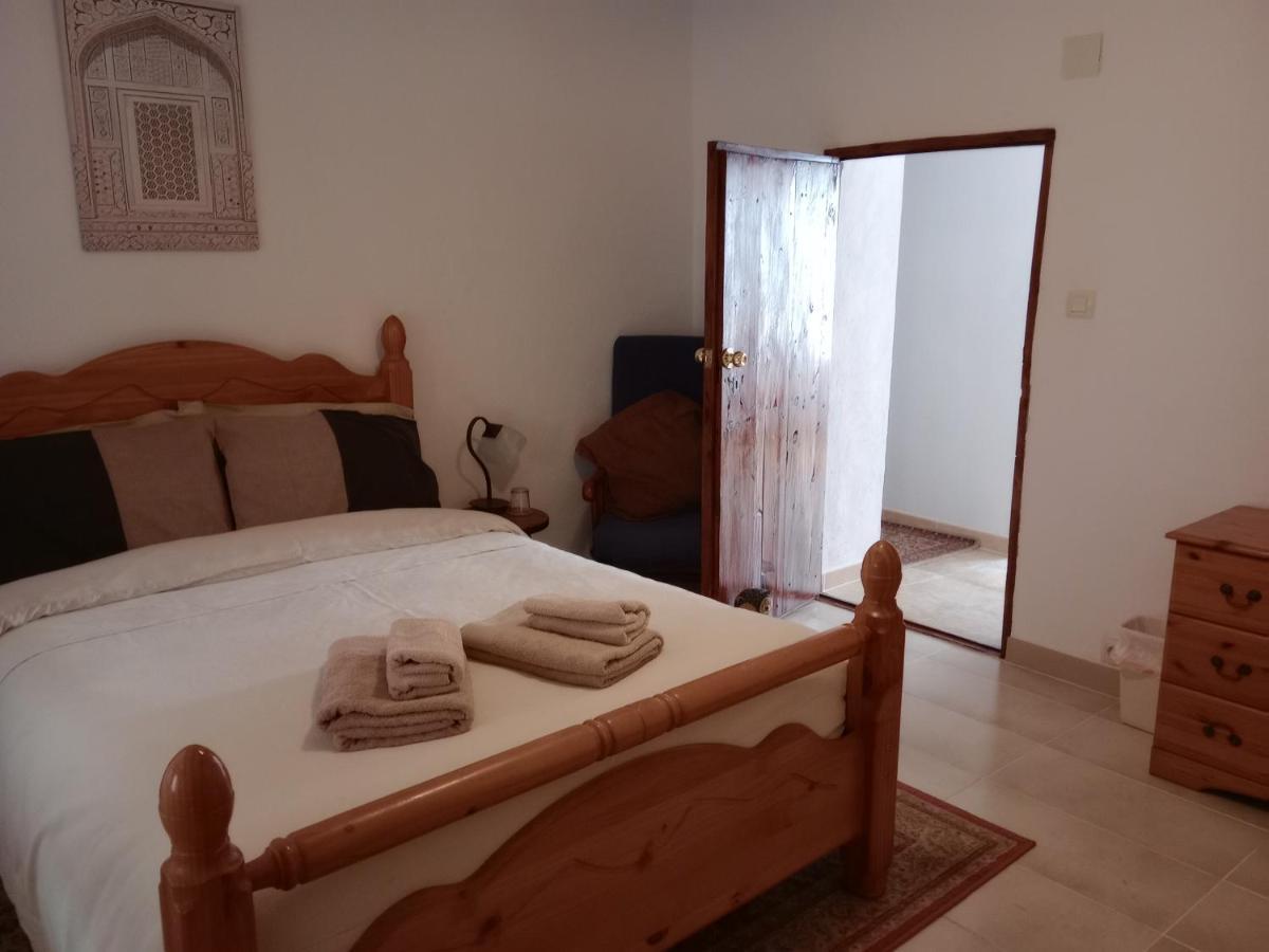 Casa En La Plaza, Hinojares - Ideal For Exploring The Area Bagian luar foto